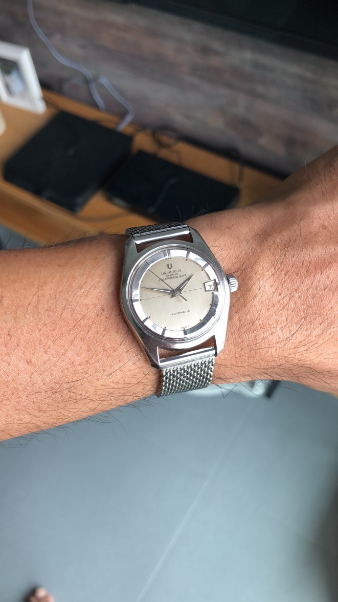 SOLD - Universal Geneve Polerouter Date | Omega Forums