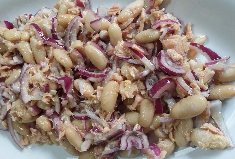 insalata-di-tonno-fagioli-e-cipolla-rossa.jpg