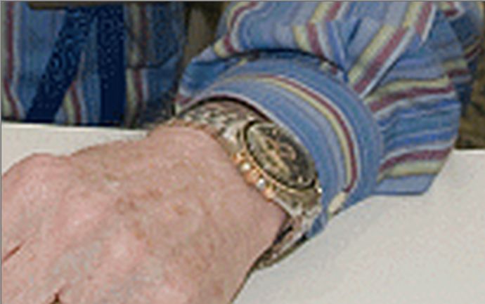 XV Dave Scott signing closeup.jpg