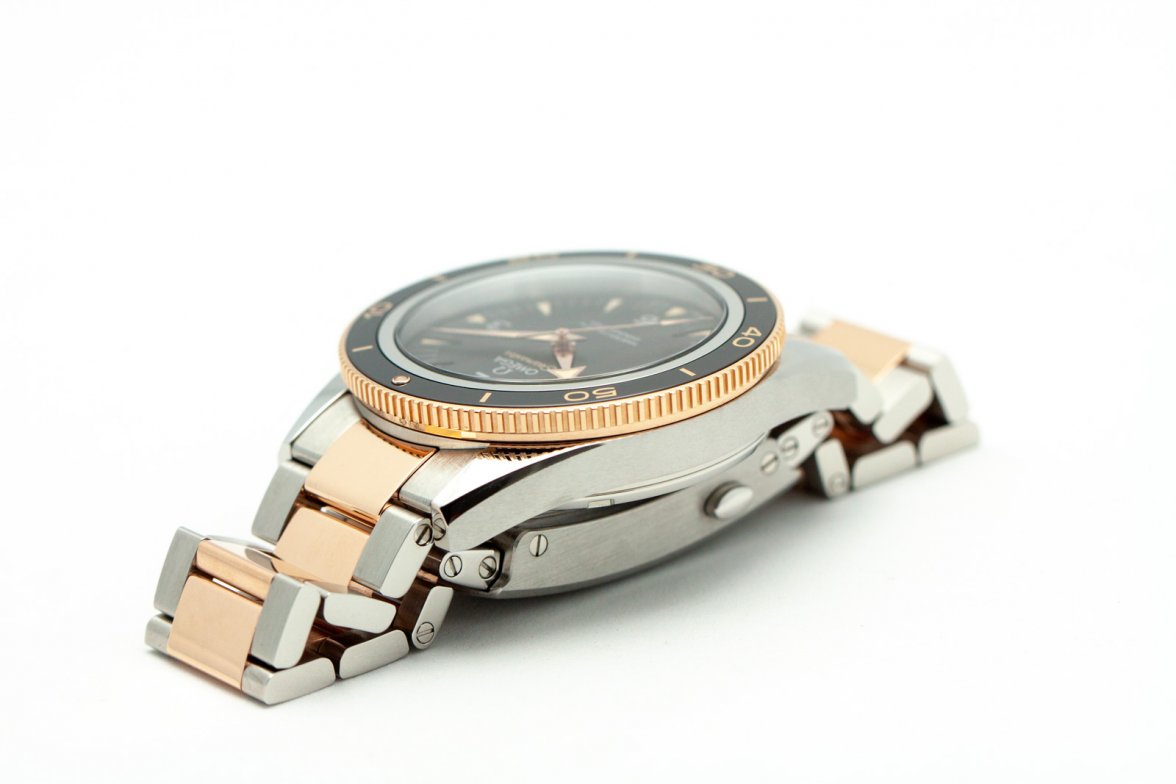 Omega Seamaster 300 Gold 17229-10.jpg