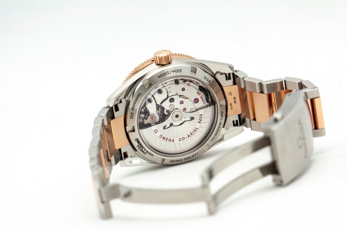 Omega Seamaster 300 Gold 17229-11.jpg