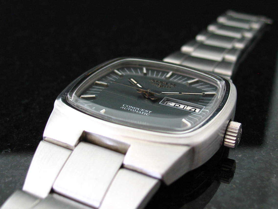 SOLD - EXCEPTIONAL 1970s Longines CONQUEST Automatic Day-Date All ...