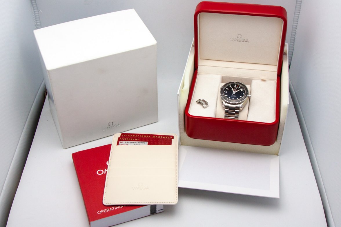 Omega Planet Ocean 8500 17242-1.jpg