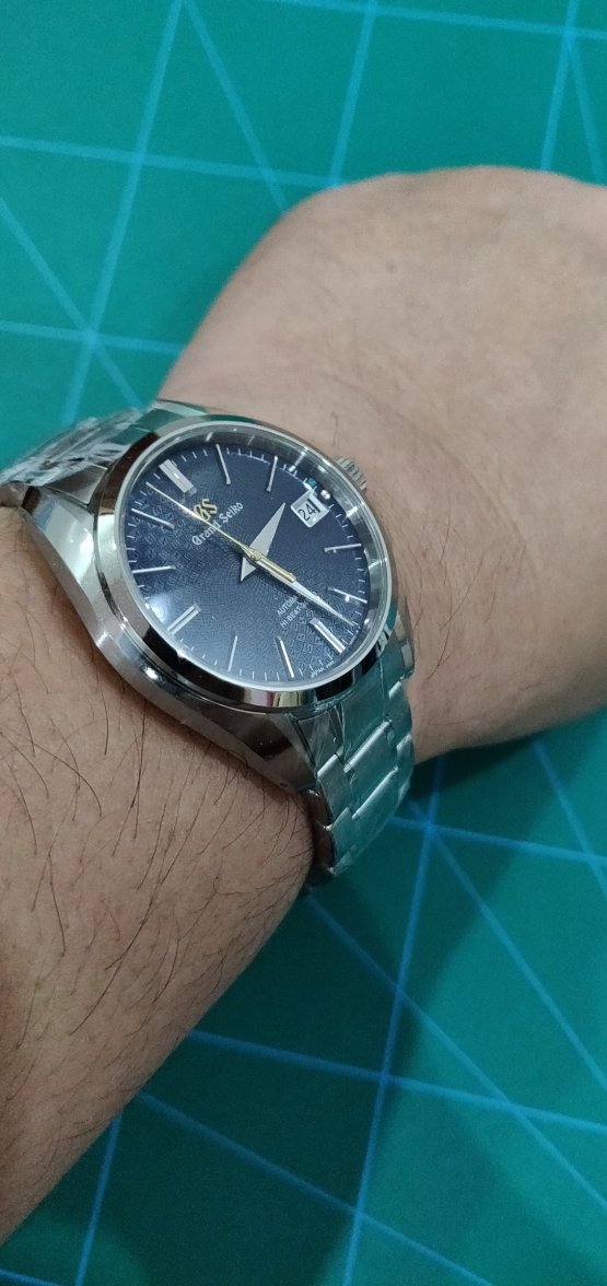 Grand Seiko SBGH 267 20180808_182753.jpg