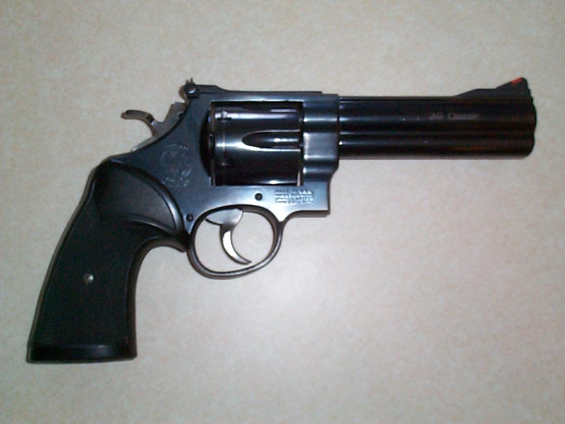 S&W M29.jpg