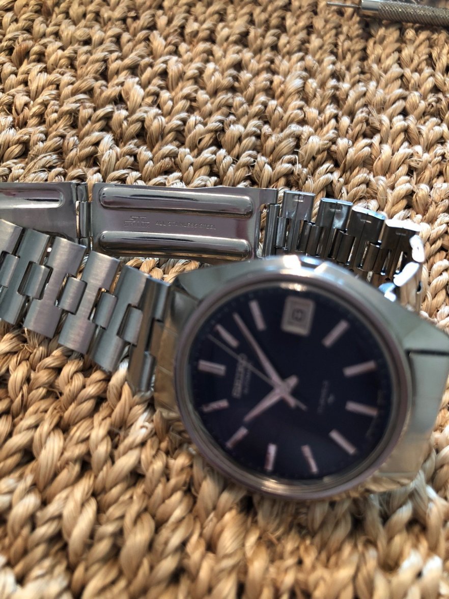 Seiko 7005 bracelet clasp.jpg