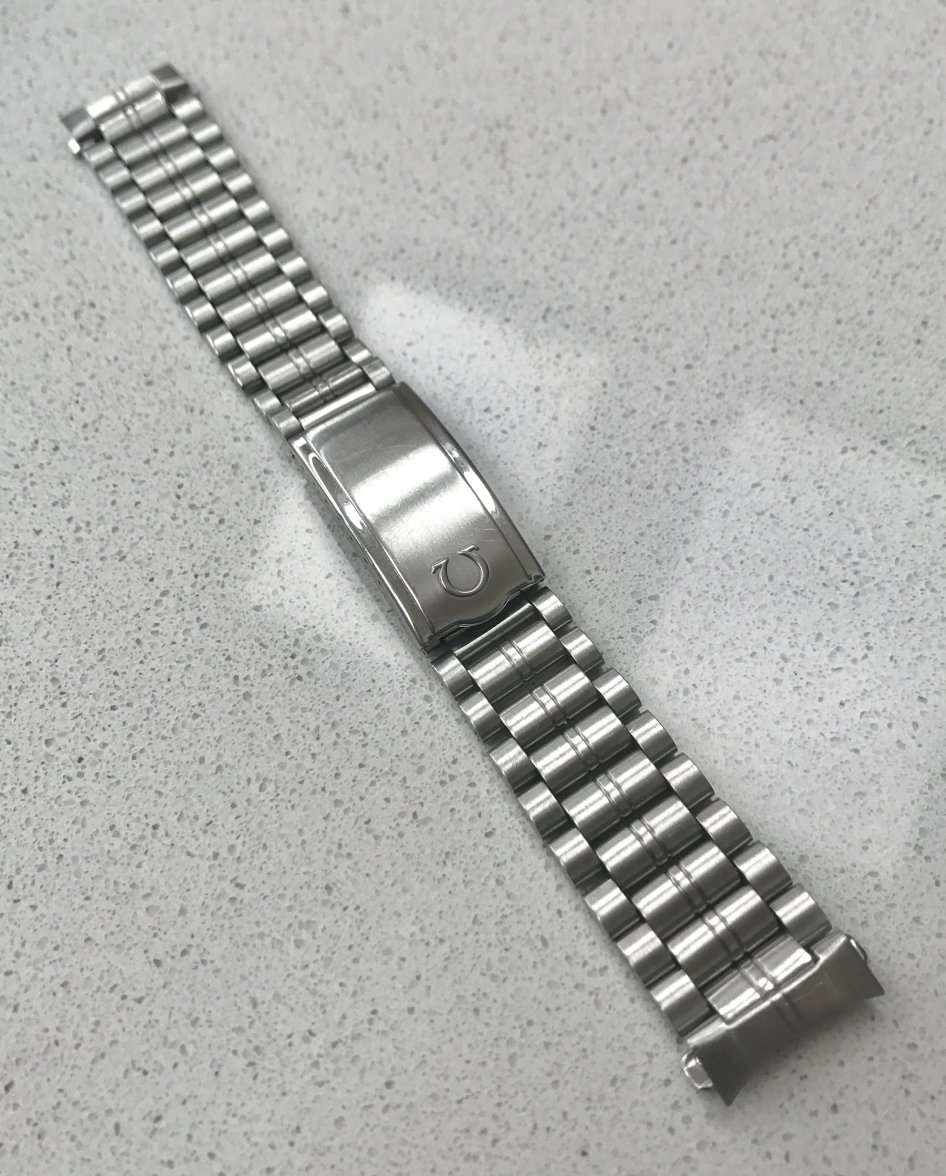 Omega shop 1069 bracelet