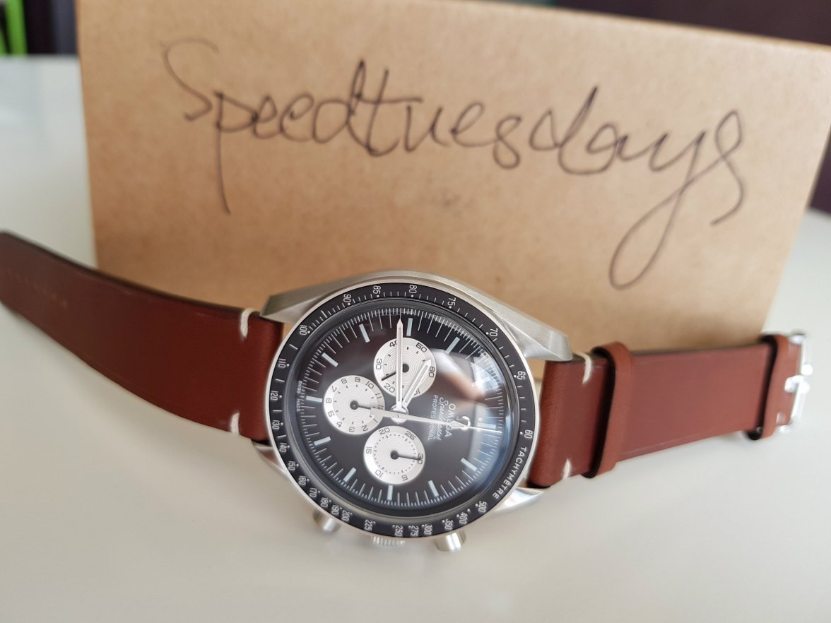 omega speedmaster st1