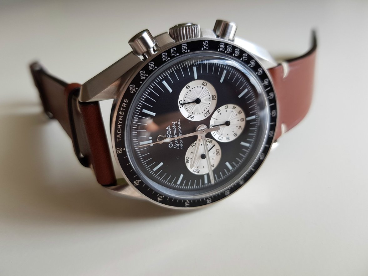 omega speedmaster st1