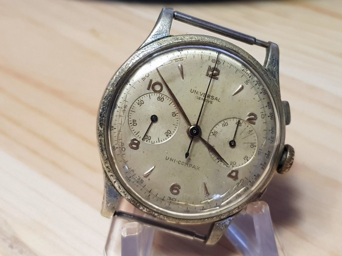 Rare-XL-vintage-UNIVERSAL-GENEVE-UNICOMPAX-chronograph-from.jpg