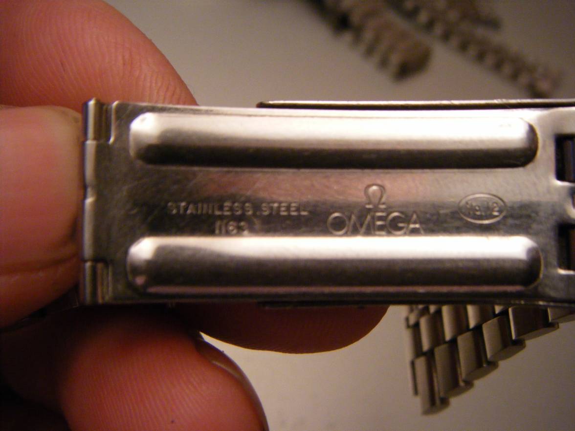 Omega 1163 (3).JPG