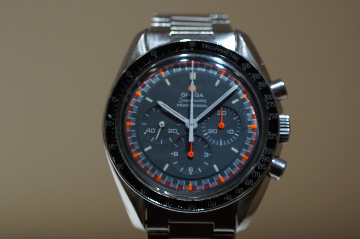 omega_5890416.jpg
