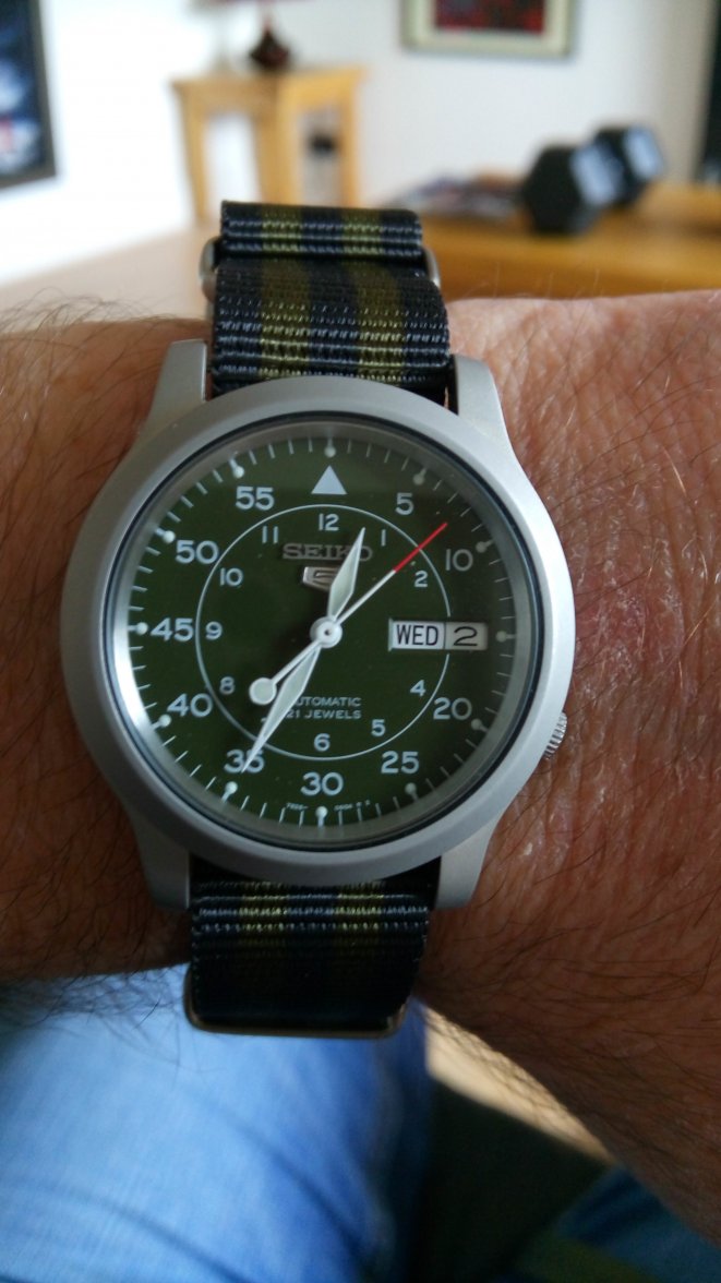 Seiko 5 Nato.jpg