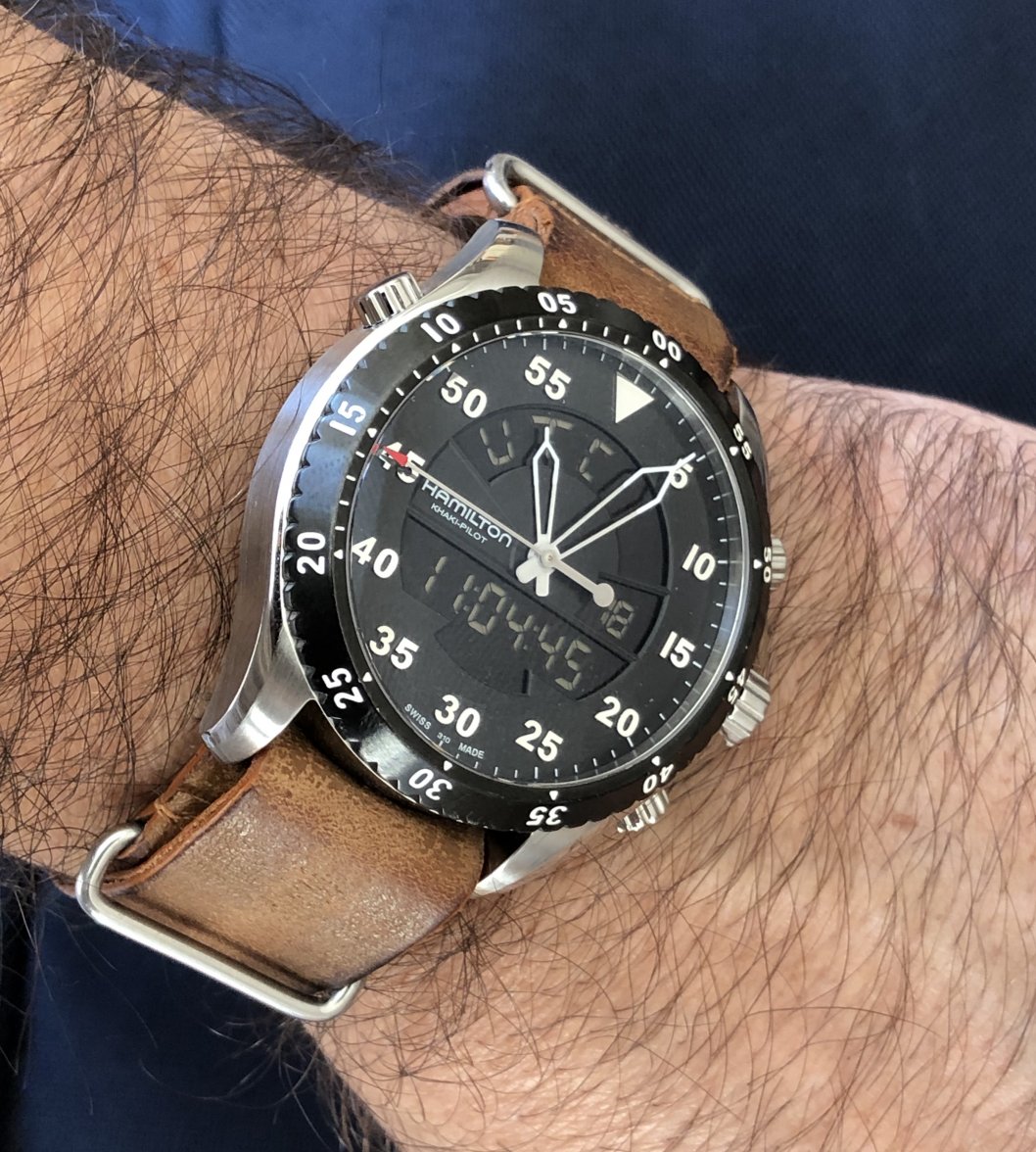 Hamilton_Khaki_Pilot.jpg
