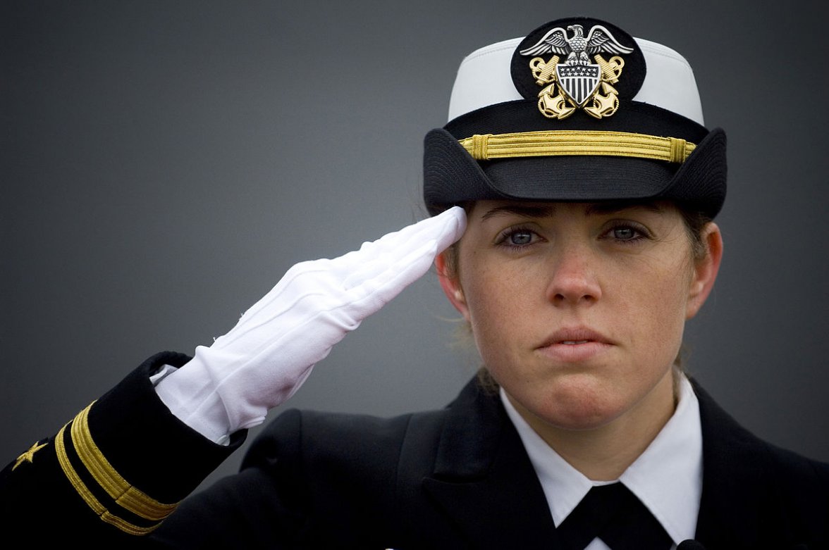 1200px-Female_officer_saluting.jpg