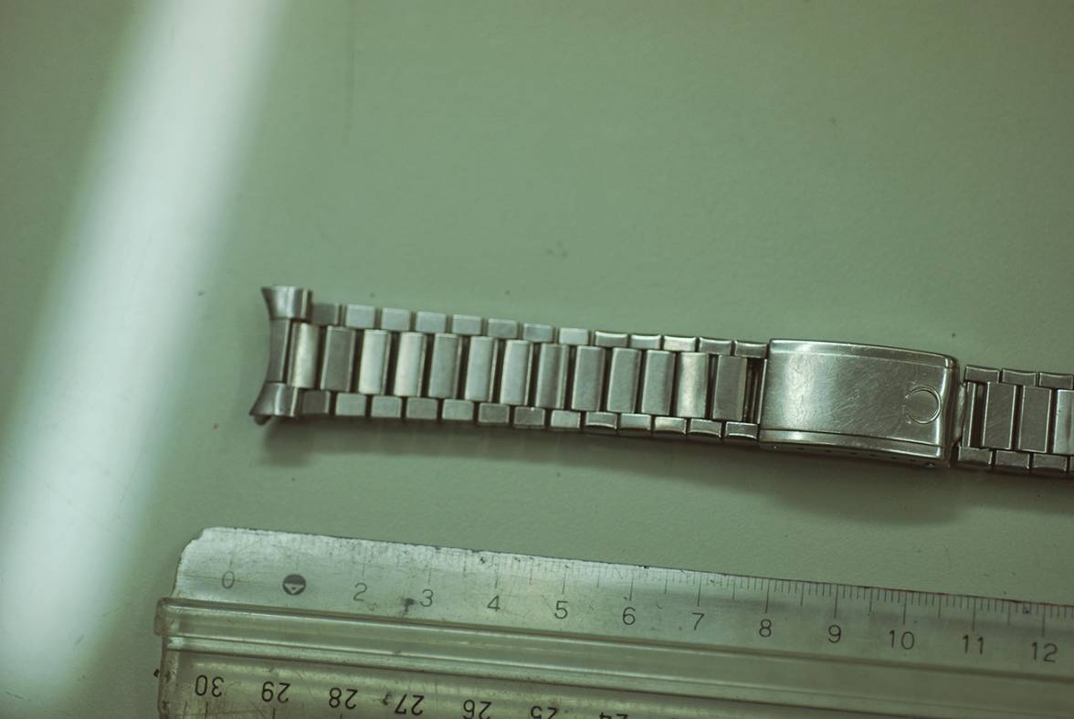 omega 1039 bracelet