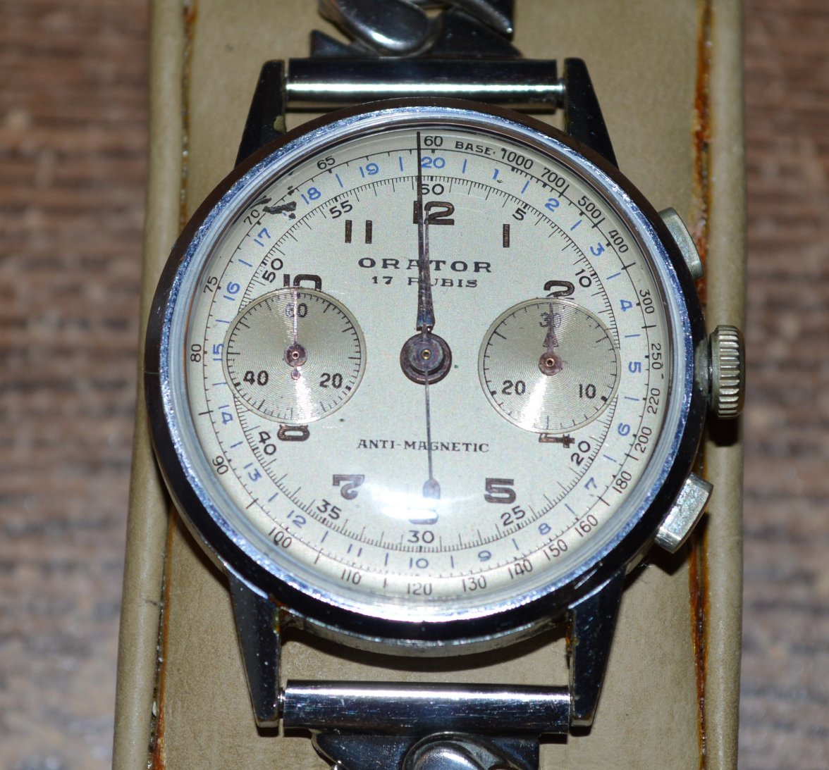 orator.JPG orator.JPG