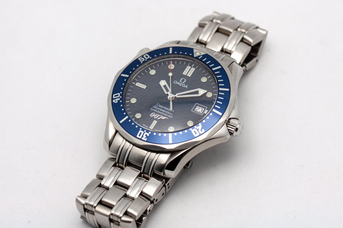 Omega Seamasrter 007 253780 17416-7.jpg