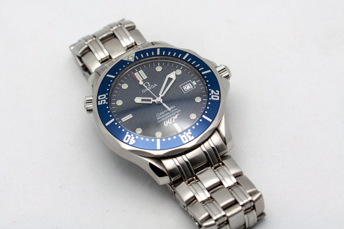 Omega Seamasrter 007 253780 17416-8.jpg