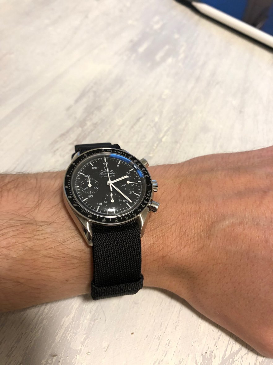 19mm NATO strap fit between 18mm lugs 