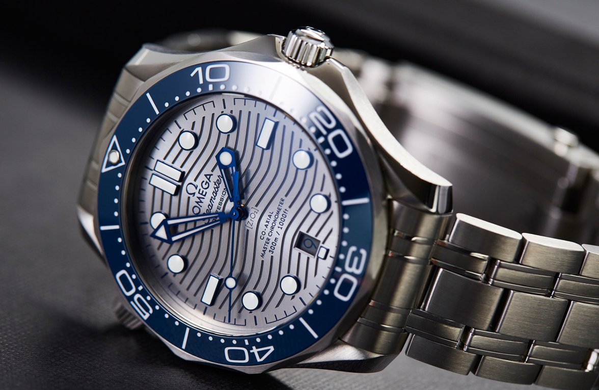 Omega-Seamaster-Professional-2018-14.jpg