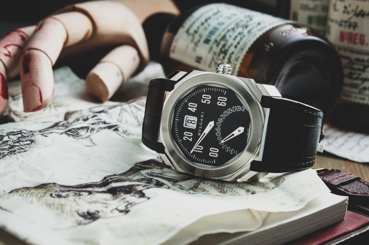 BVLGARI octo retrogradi -1.jpg