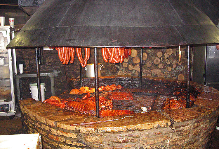 Salt-Lick.jpg Salt-Lick.jpg