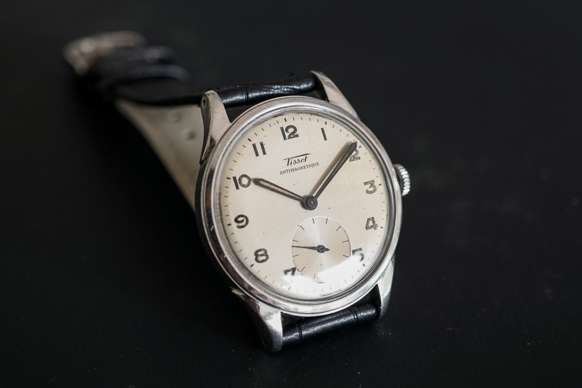 Tissot Antimagnetique - front 1.jpg