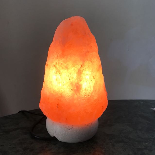 new_himalaya_natural_rock_salt_stone_lamp_1509854174_d4caf0de.jpg