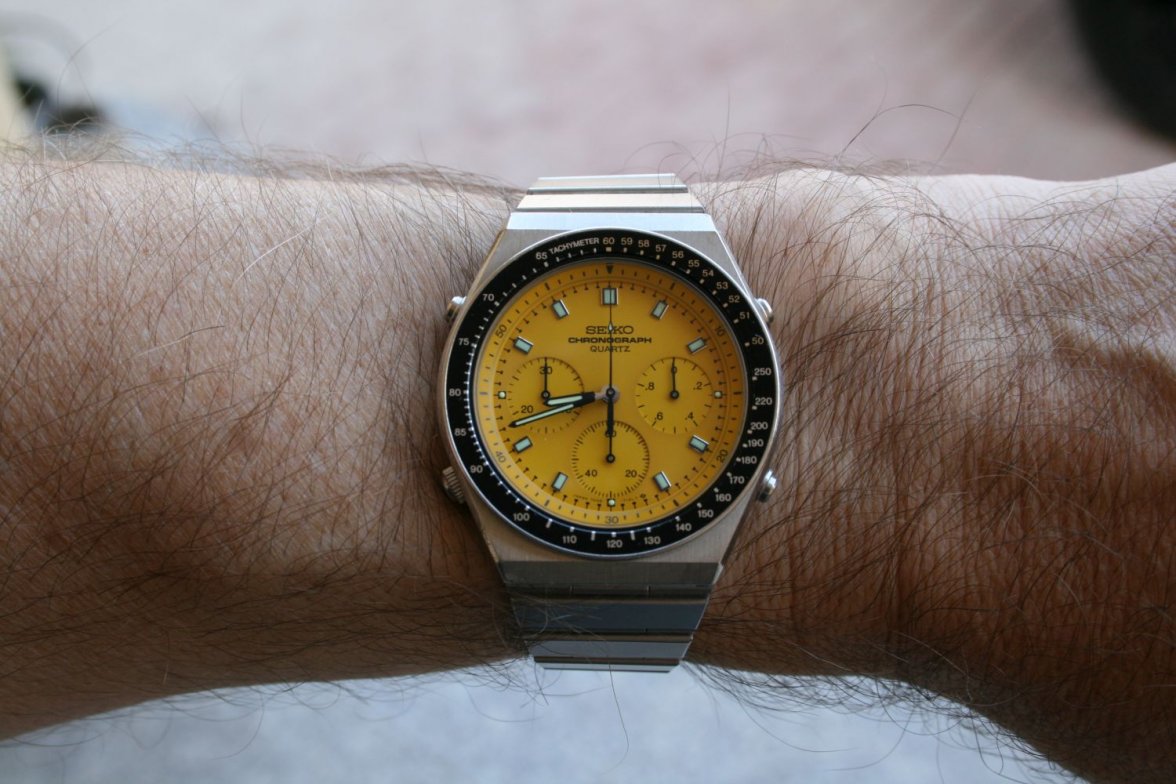 Seiko 7A28 yellow_1.jpg