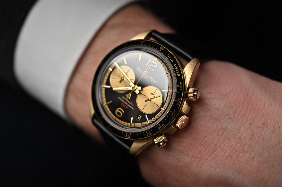 Bell-Ross-BR-V2-94-Bellytanker-Bronze-John-Player-Special-Baselworld-2019-3-1.jpg