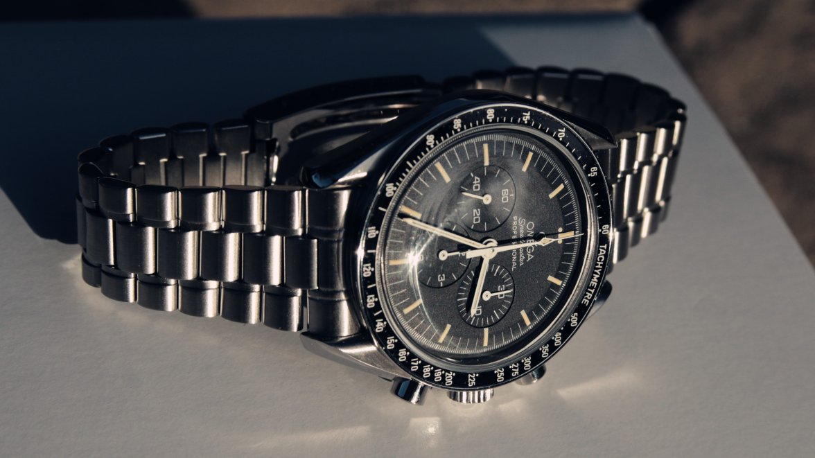 SOLD - 1992 Omega Speedmaster Pro Apollo XI 3592.50 | Omega Forums