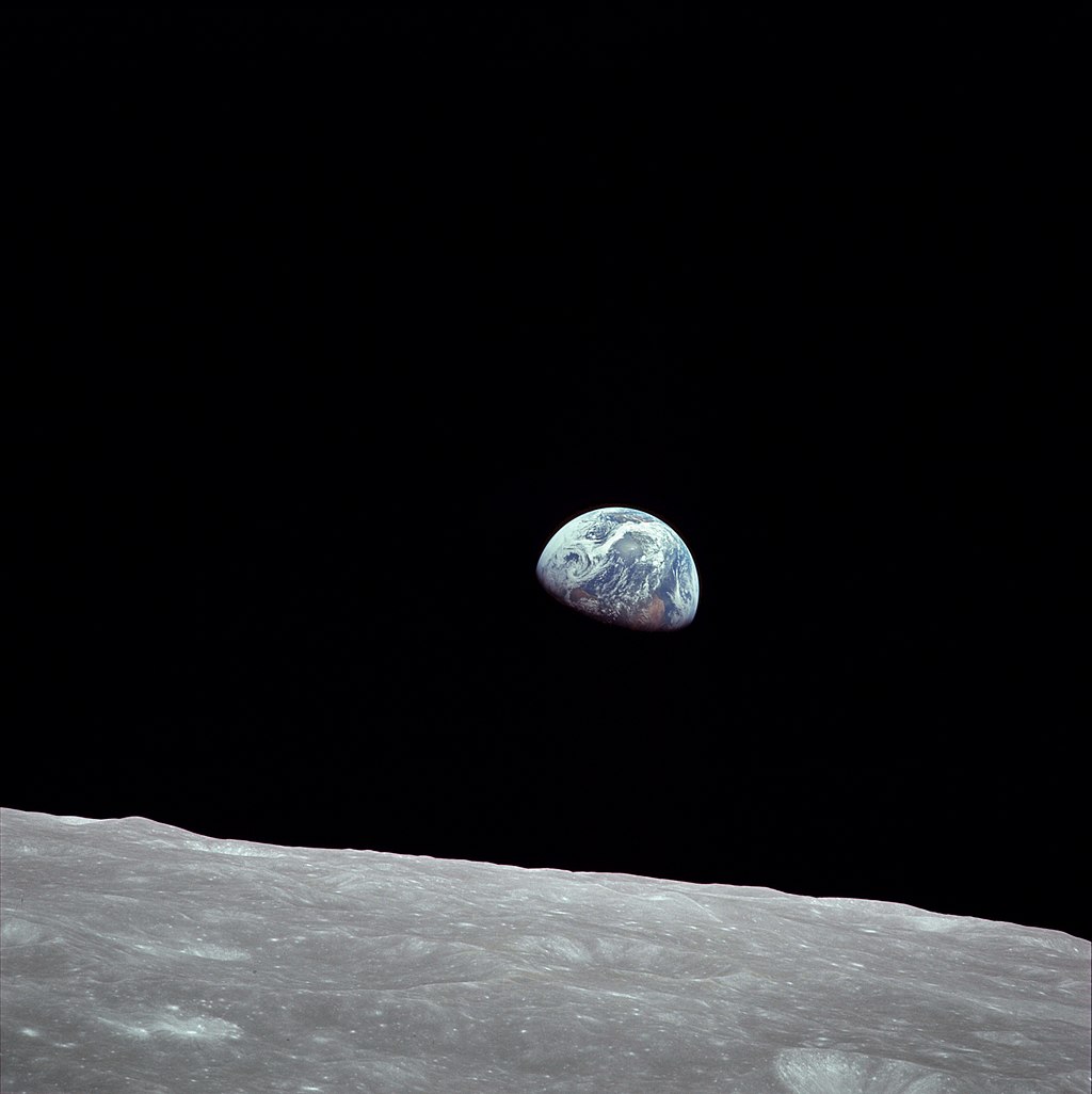 1024px-NASA_Earthrise_AS08-14-2383_Apollo_8_1968-12-24.jpg