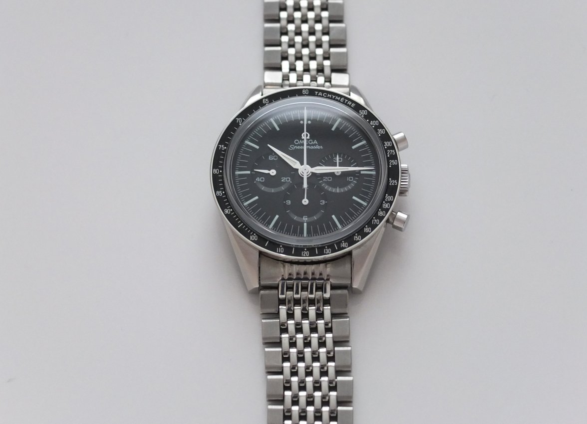 omega fois bracelet