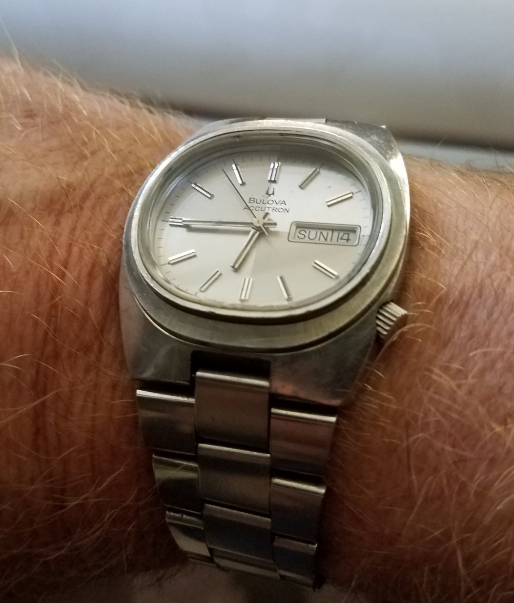 accutron 219.jpg