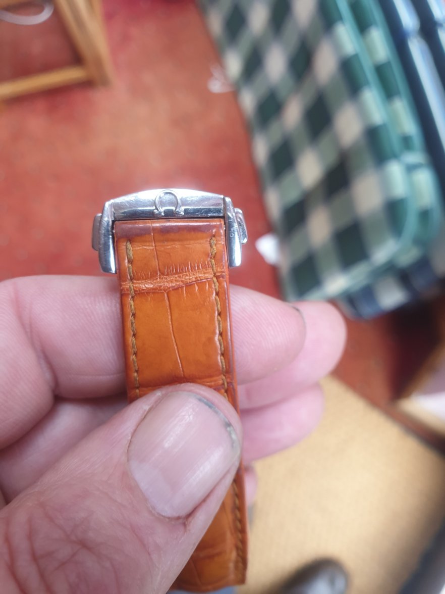 hamilton deployment clasp 18mm