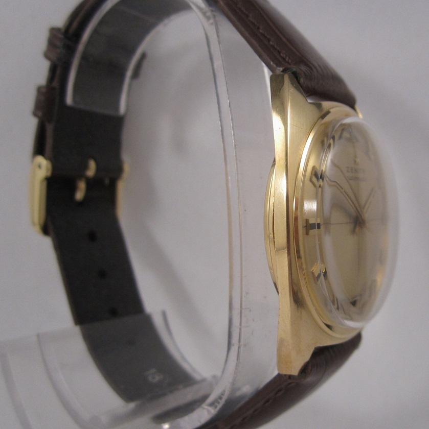 Zenith 18K, vänster.jpg