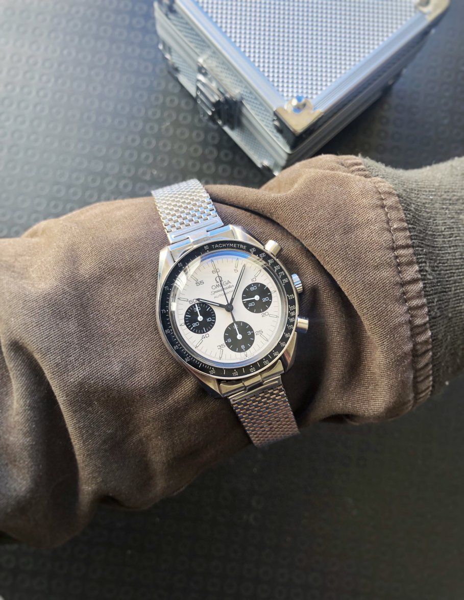 omega speedmaster marui panda