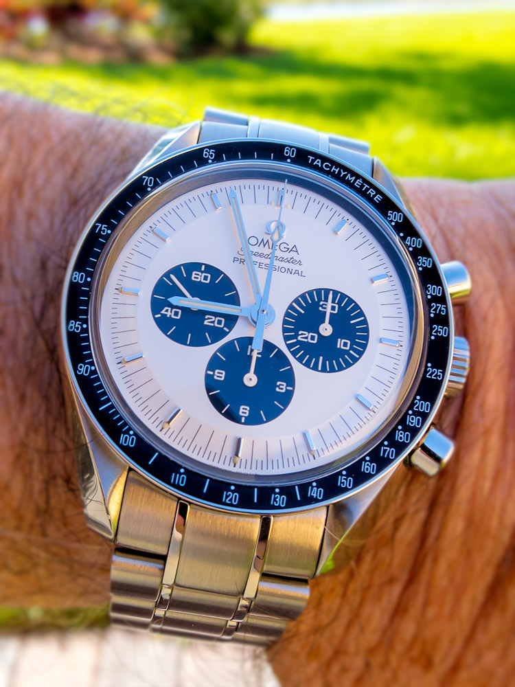 Montre du jour Speedmaster IMG_2906 Smart Photo Blur Lower.jpg