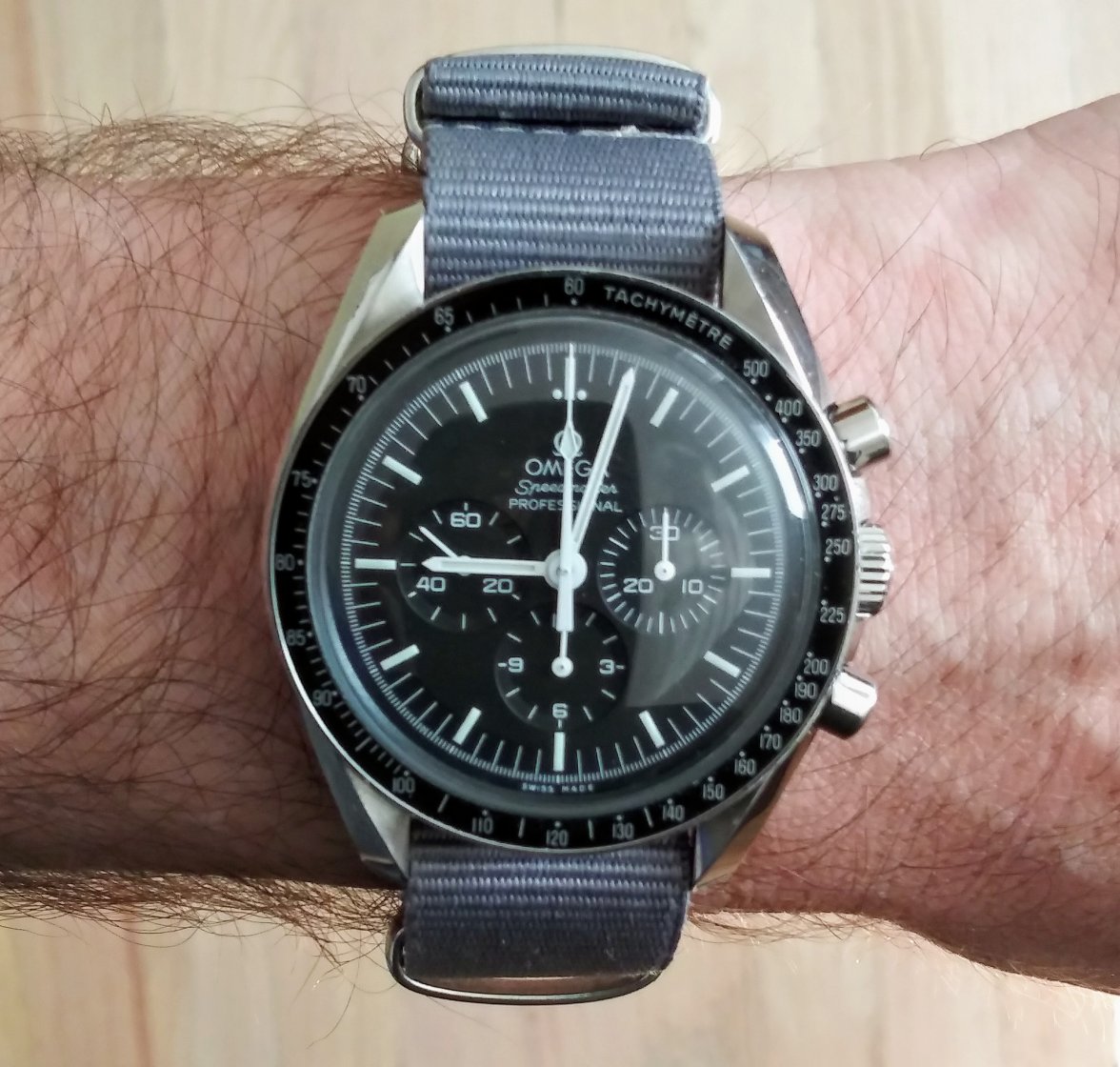 Speedmaster discount black nato