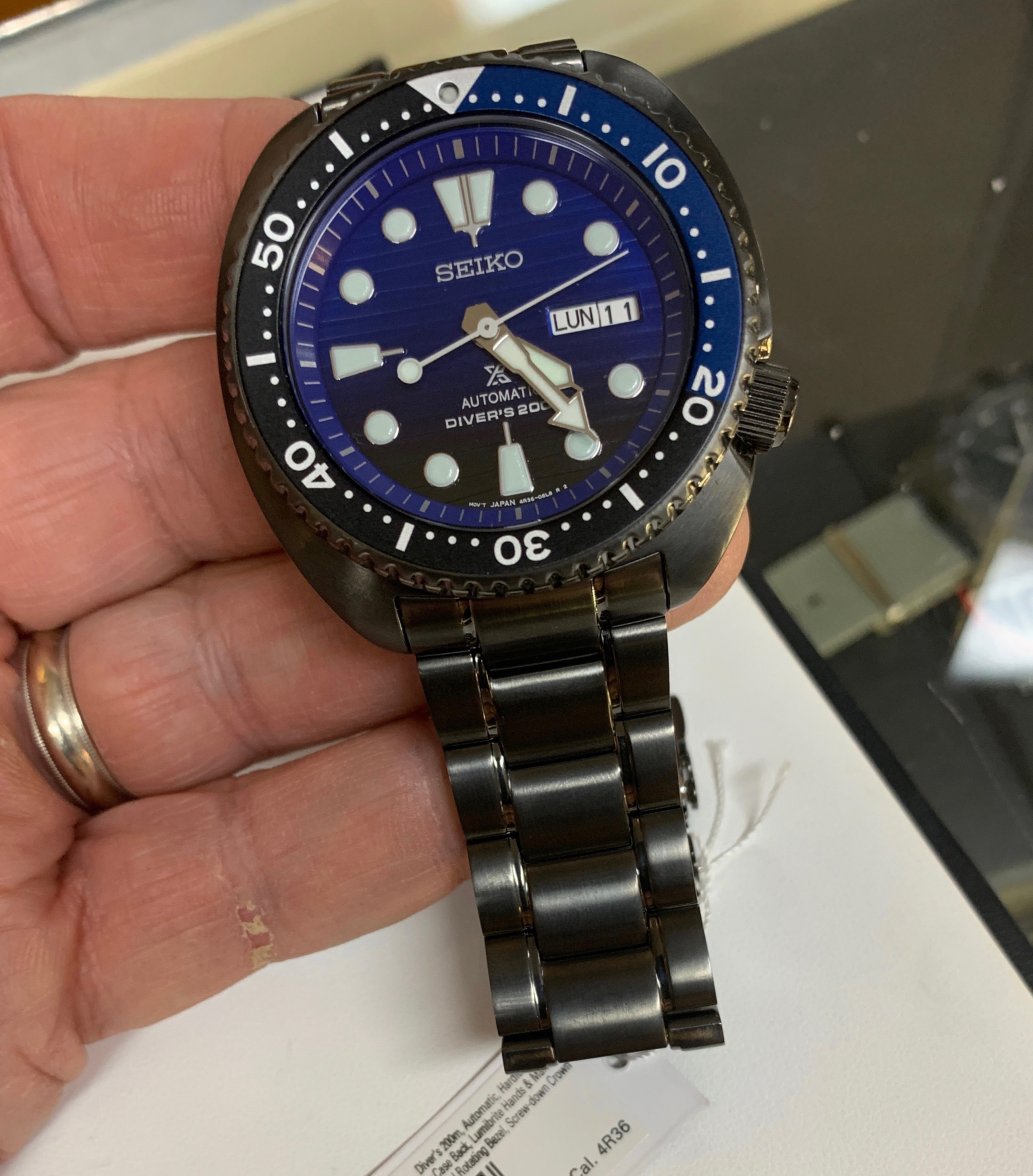 seiko deep blue dial.jpeg