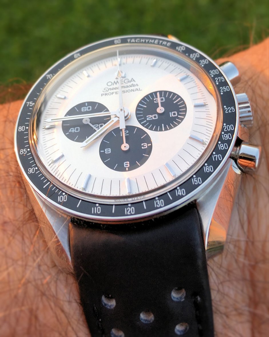 Montre du jour Speedmaster IMG_0874 SP PC Web DOF Lower.jpg