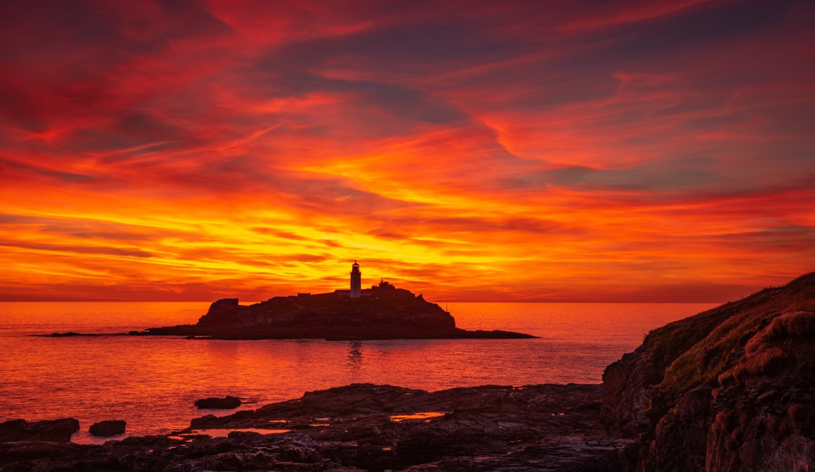 Fire in the sky at Godrevy.jpg