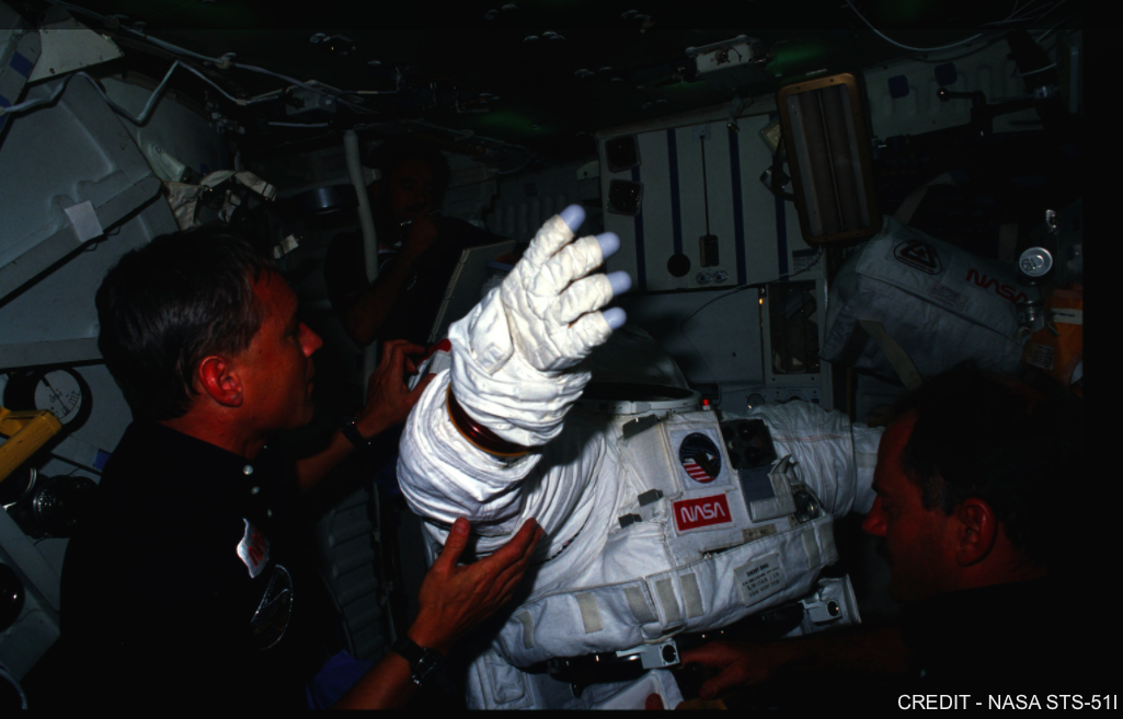 sts-51I.png