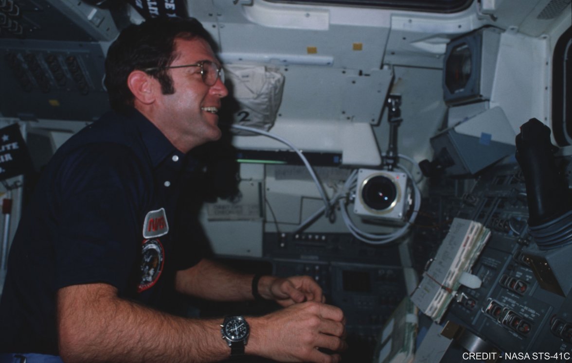 Scobee STS-41C.jpg