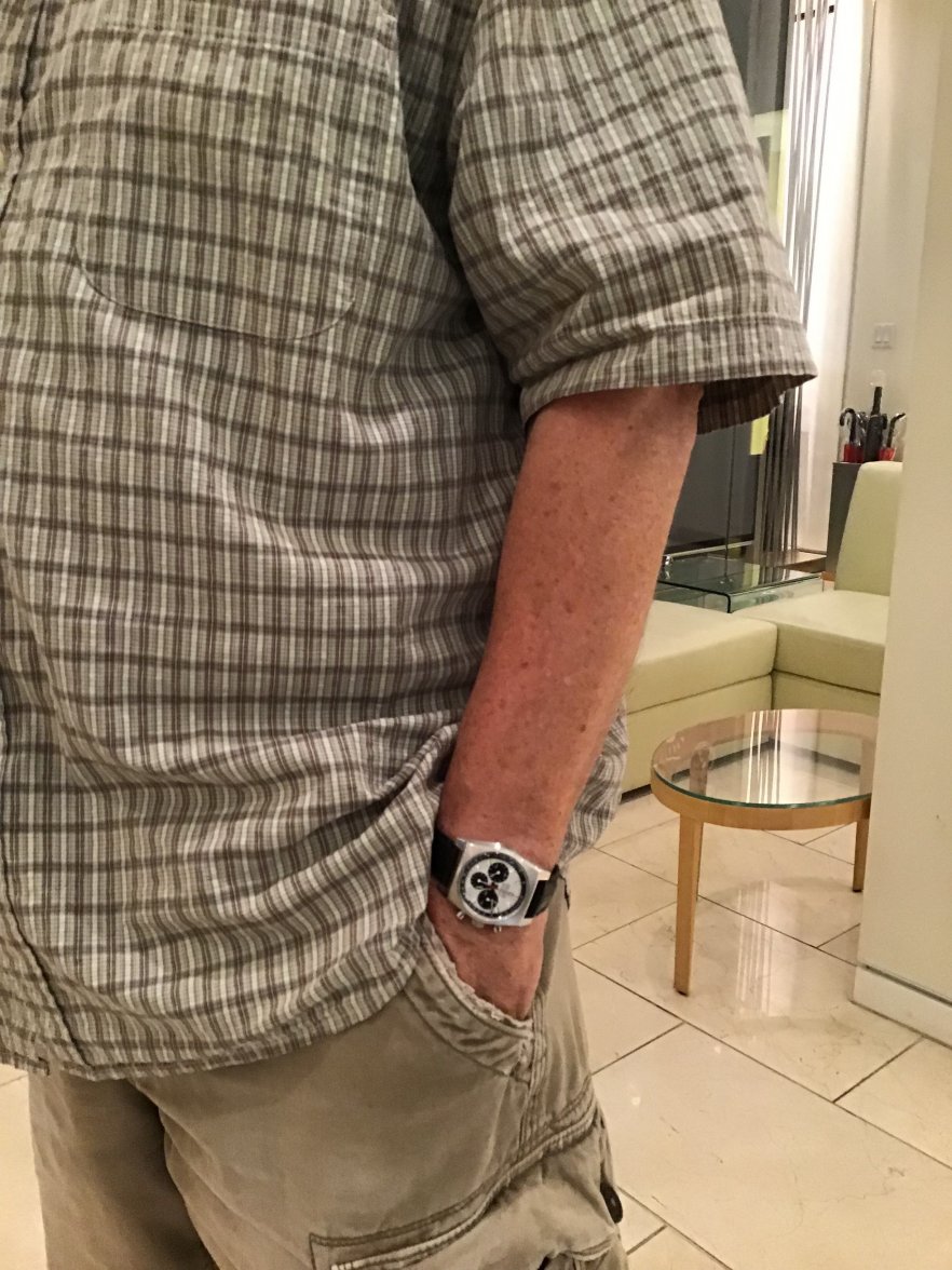 wrist1.jpg wrist1.jpg
