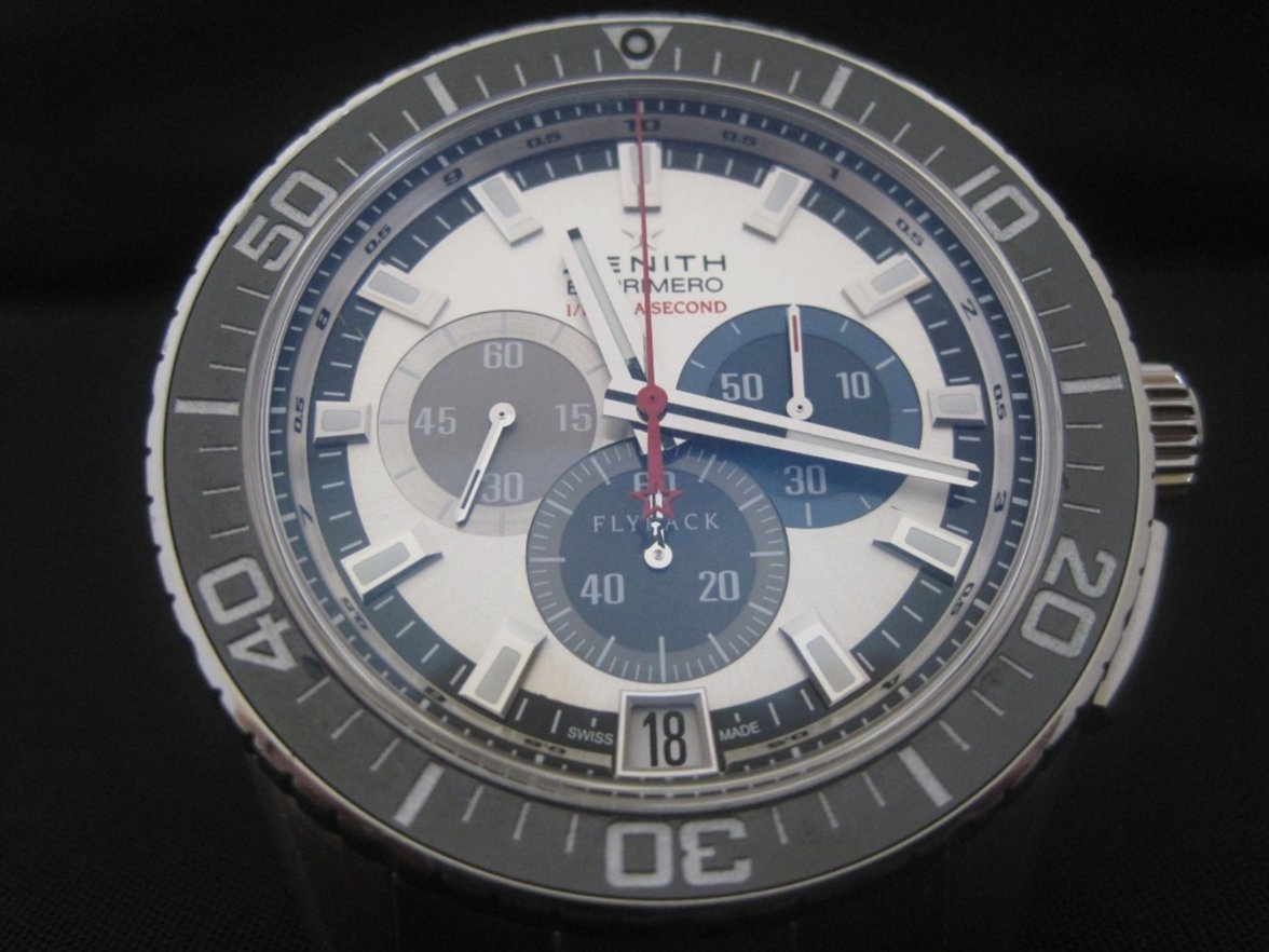 Everestx Zenith Stratos 11.18.14.jpg