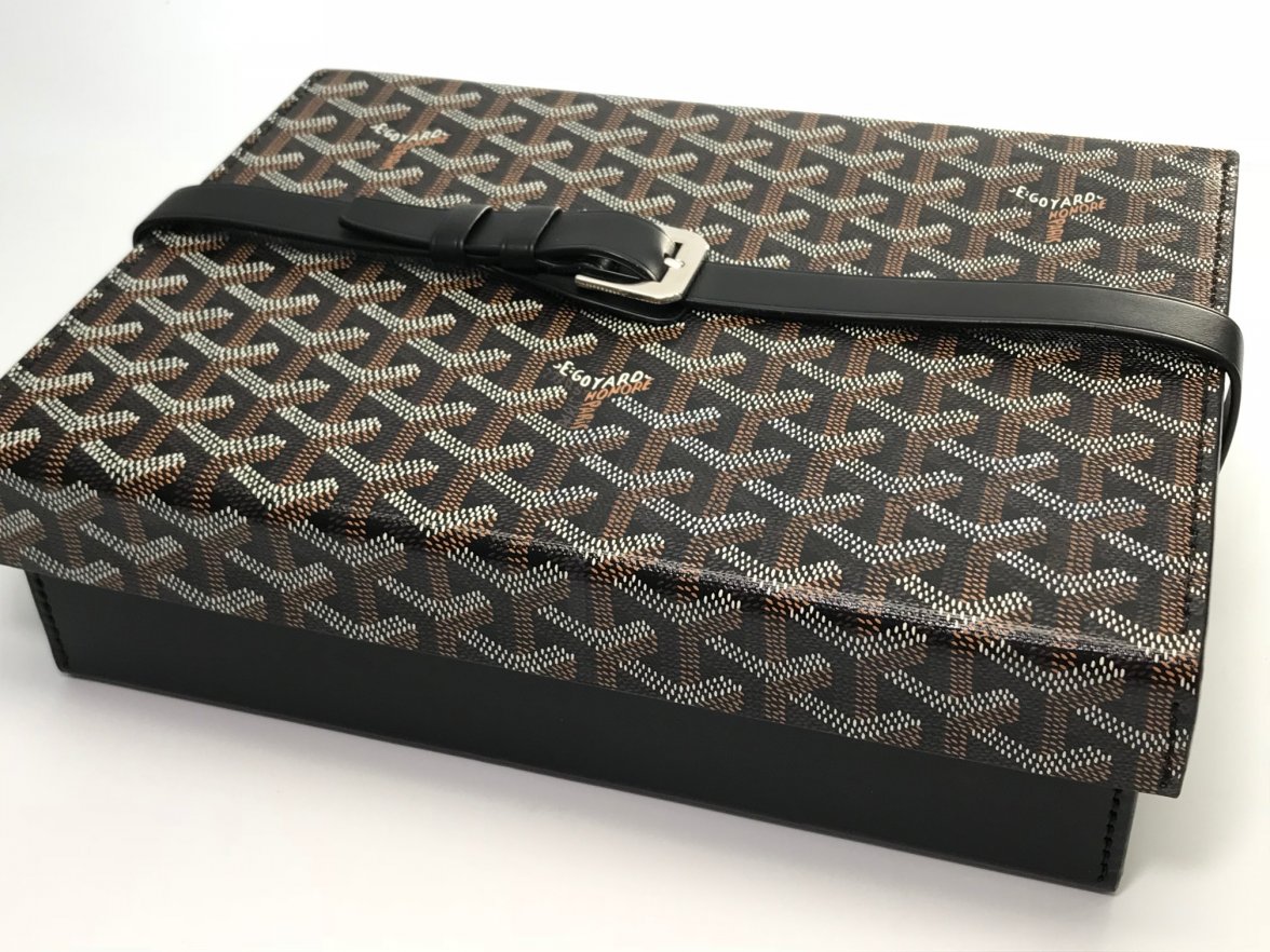 8 WATCH CASE Maison Goyard