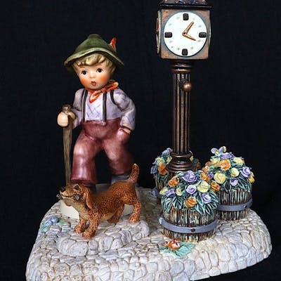 hummel clock.jpg