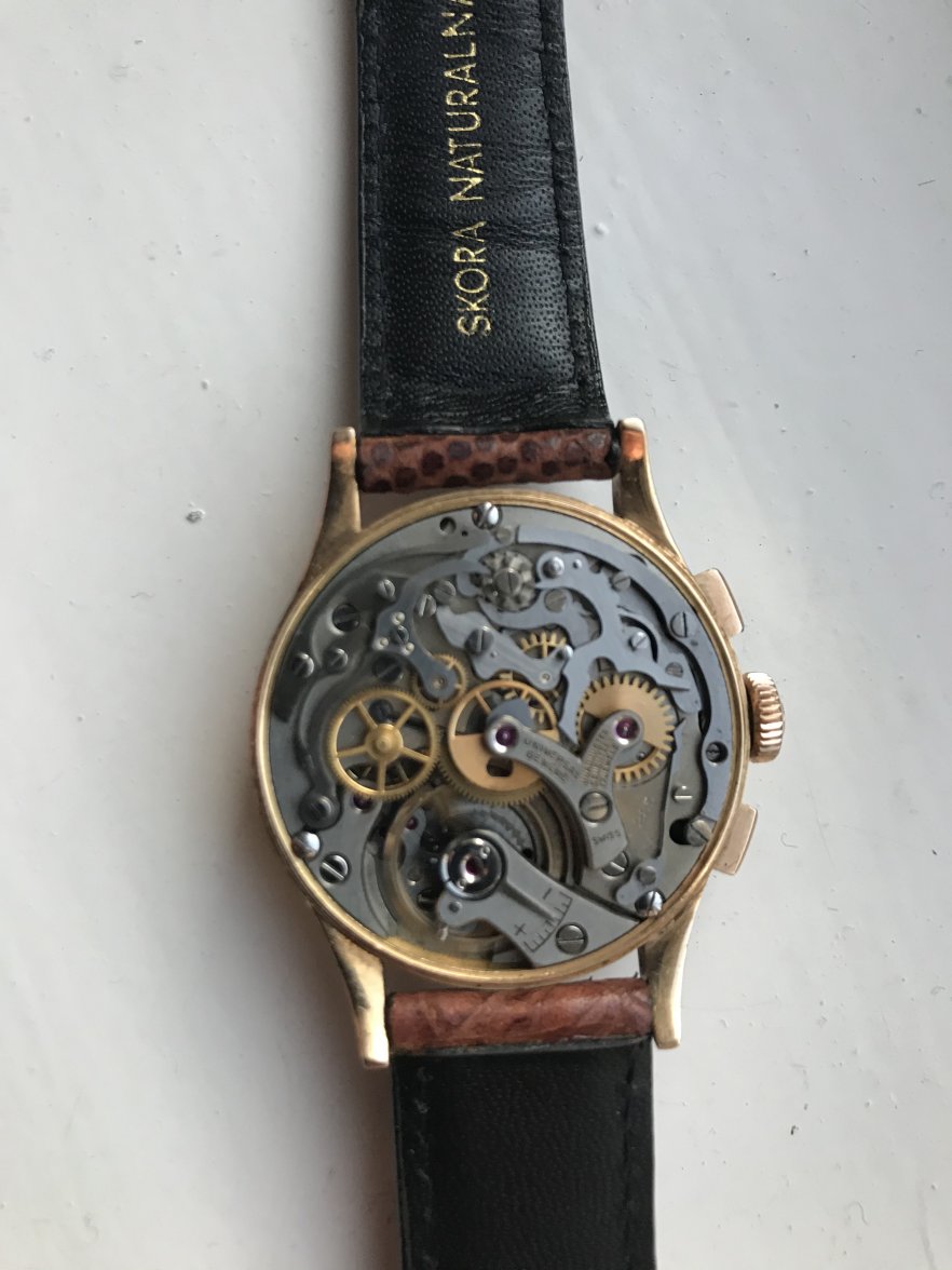 FS Universal Geneve Chrono; gold with interesting provenance Omega